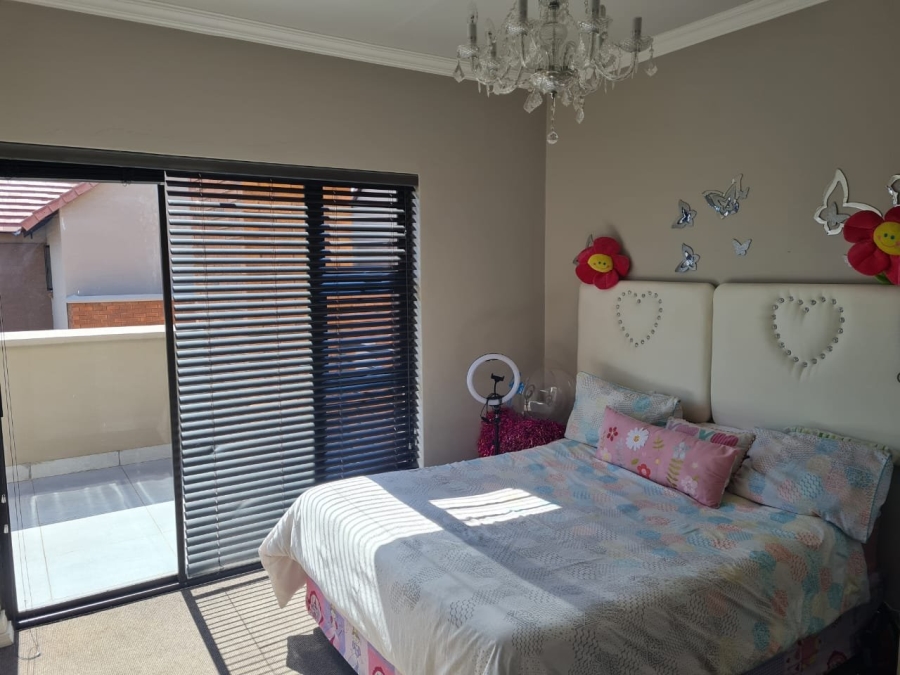 3 Bedroom Property for Sale in Wild Olive Estate Free State